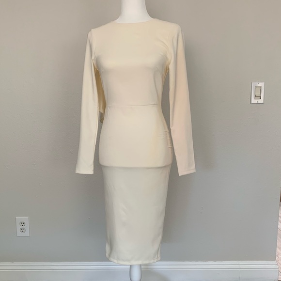 Windsor Ivory Open Back Dress - Picture 4 of 6